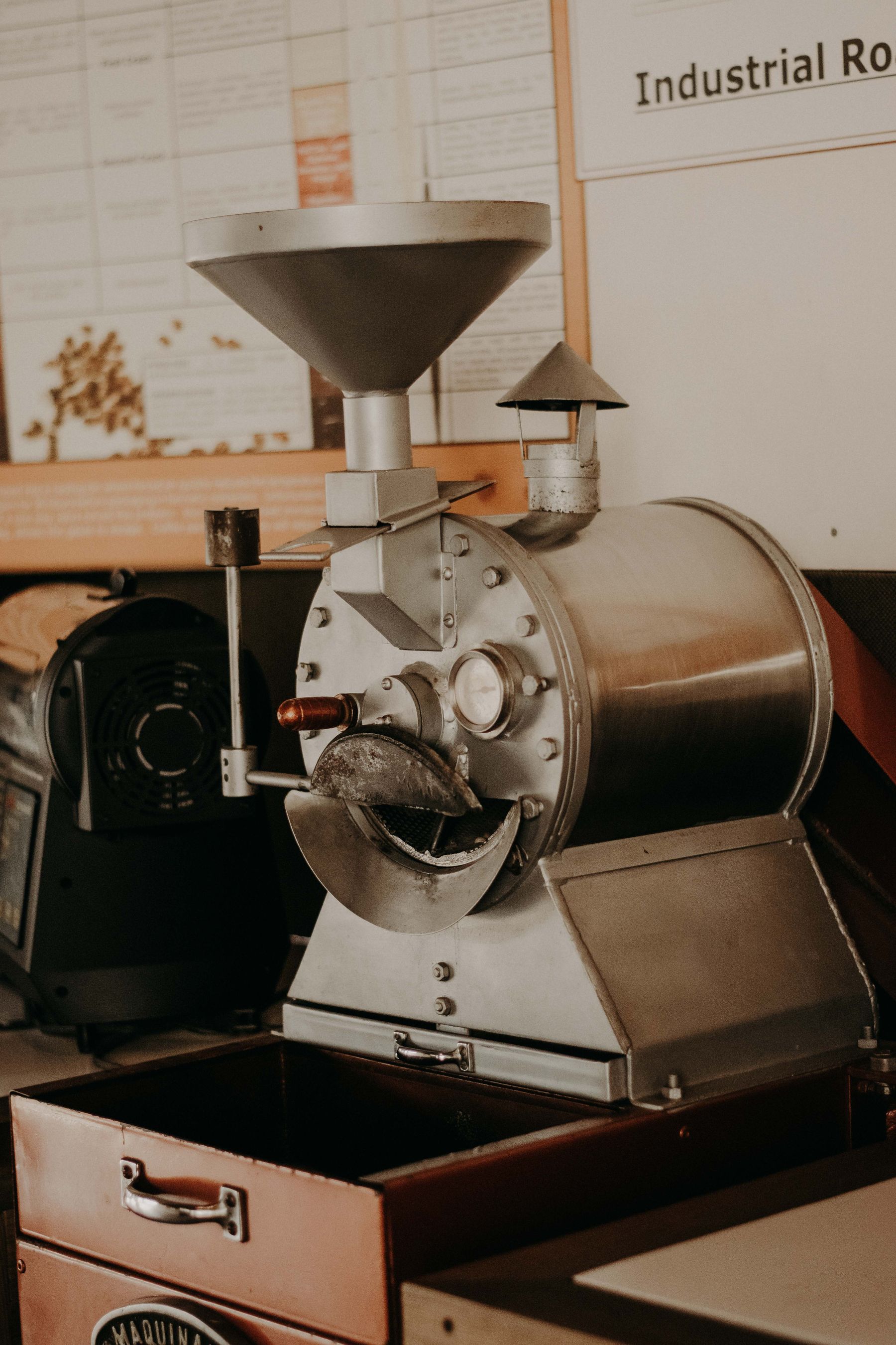Coffee roasting machine